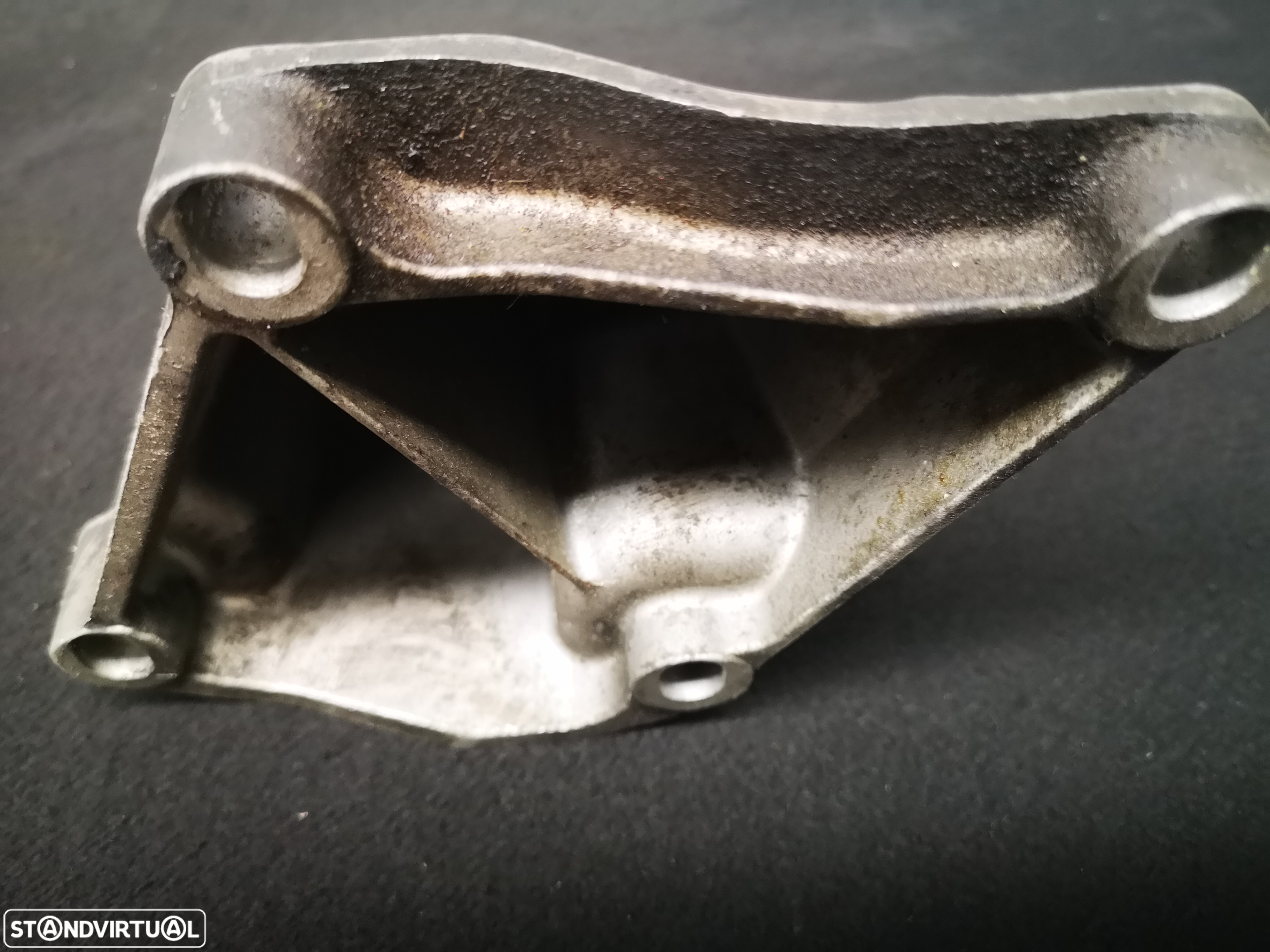Apoio de motor BMW7 E65 E66 V8  2002+ - 3