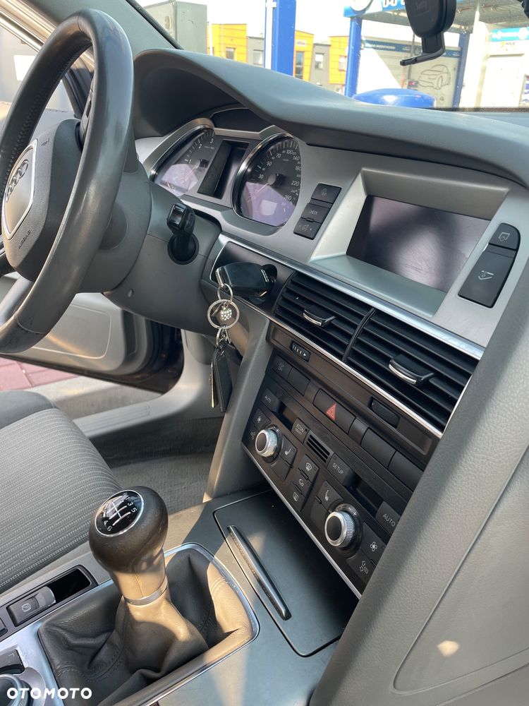 Audi A6 Avant 2.0 TDI - 21