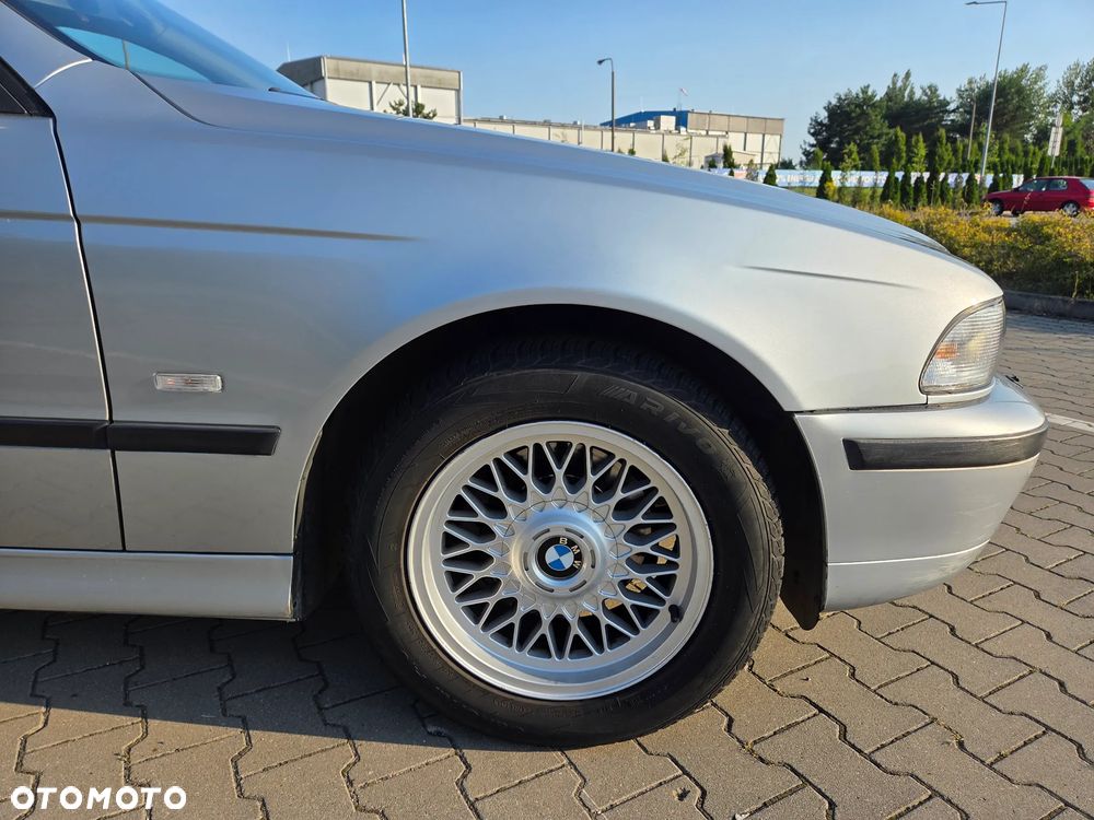 BMW Seria 5 - 10