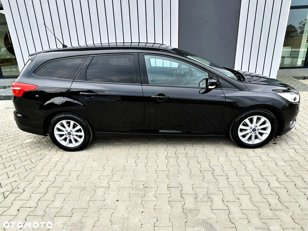 Ford Focus - 34