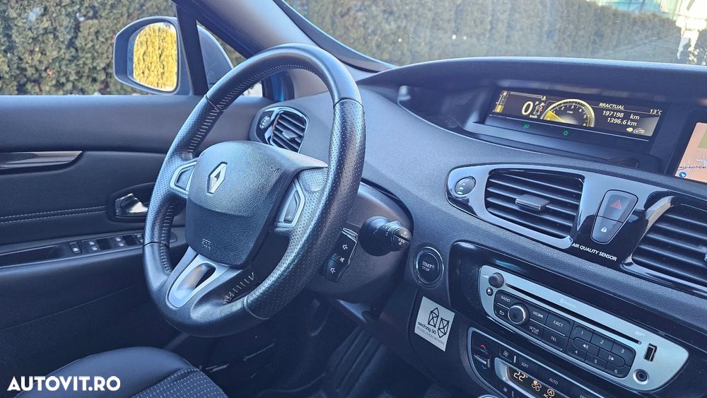 Renault Scenic - 18