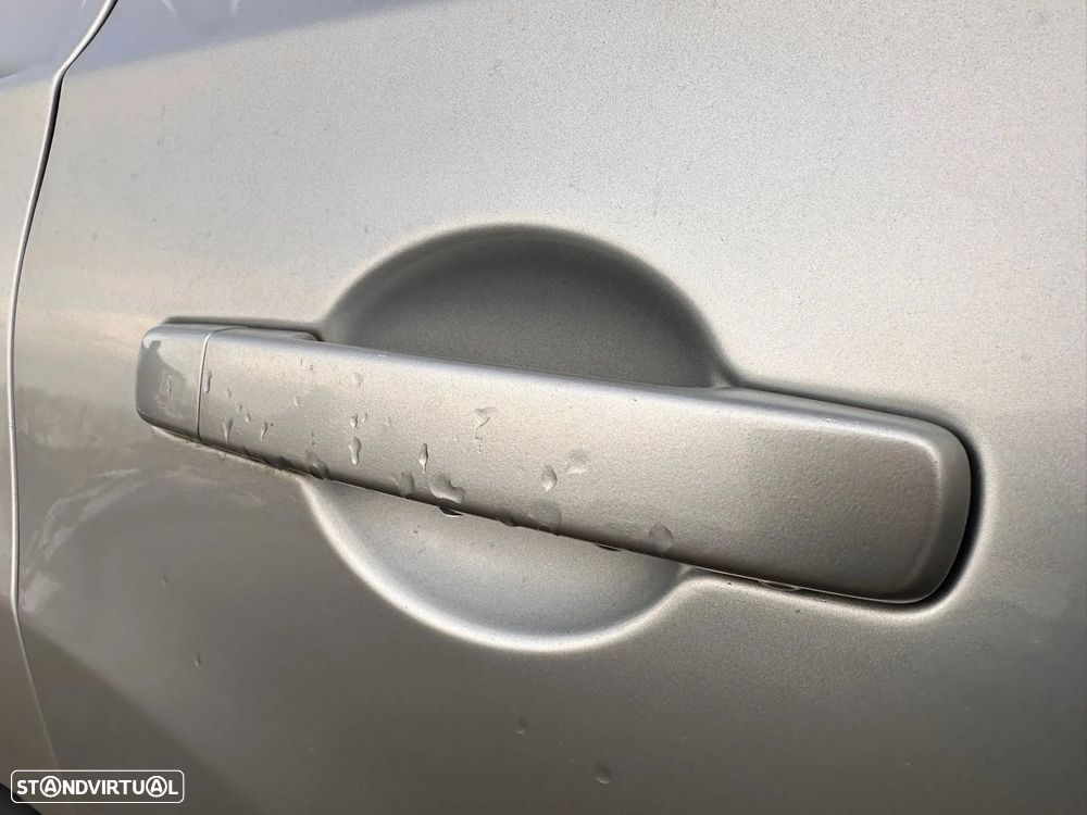 NISSAN Primera Sedan (P12) 2.2 Di Diesel 126 cv  93 kW 2002 - 2007 YD22DDT para peças - 10