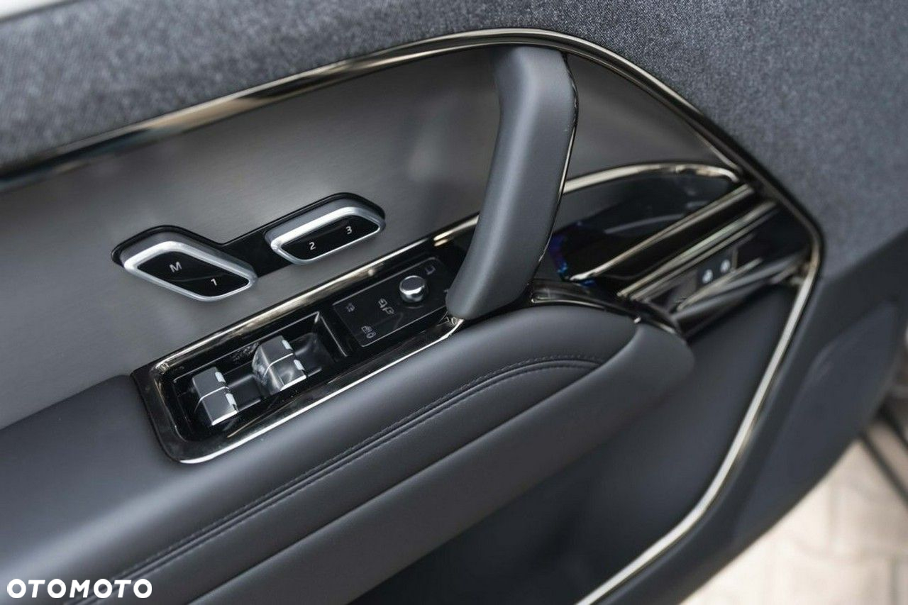 Land Rover Range Rover Sport - 13