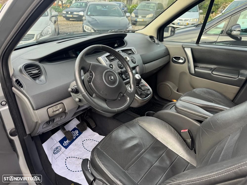 Renault Scénic 1.5 dCi Confort - 10