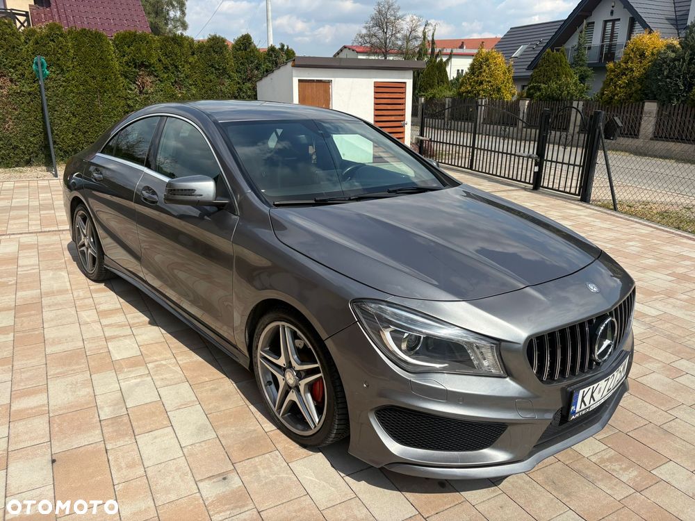 Mercedes-Benz CLA 180 7G-DCT Orange Art Edition - 1