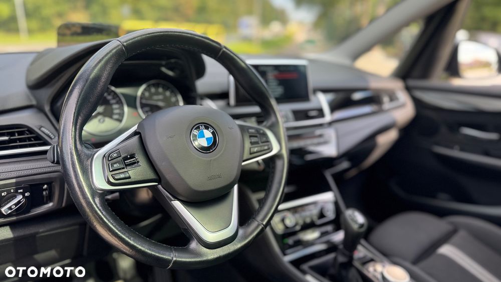 BMW Seria 2 218i Gran Tourer Sport Line - 23
