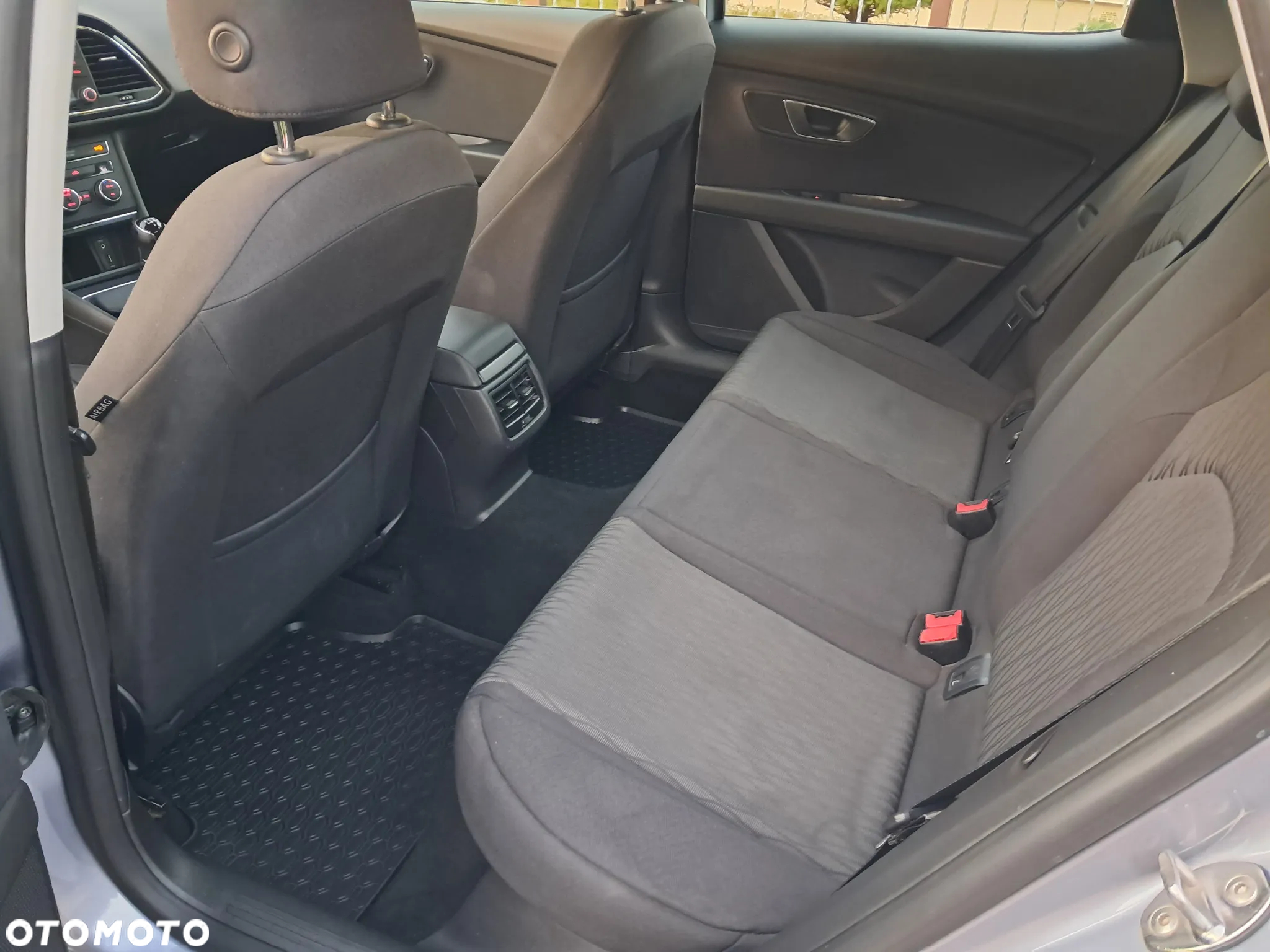 Seat Leon 1.6 TDI Style - 17