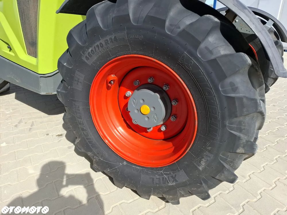 Claas SCORPION 746 VP Stage IV - 13