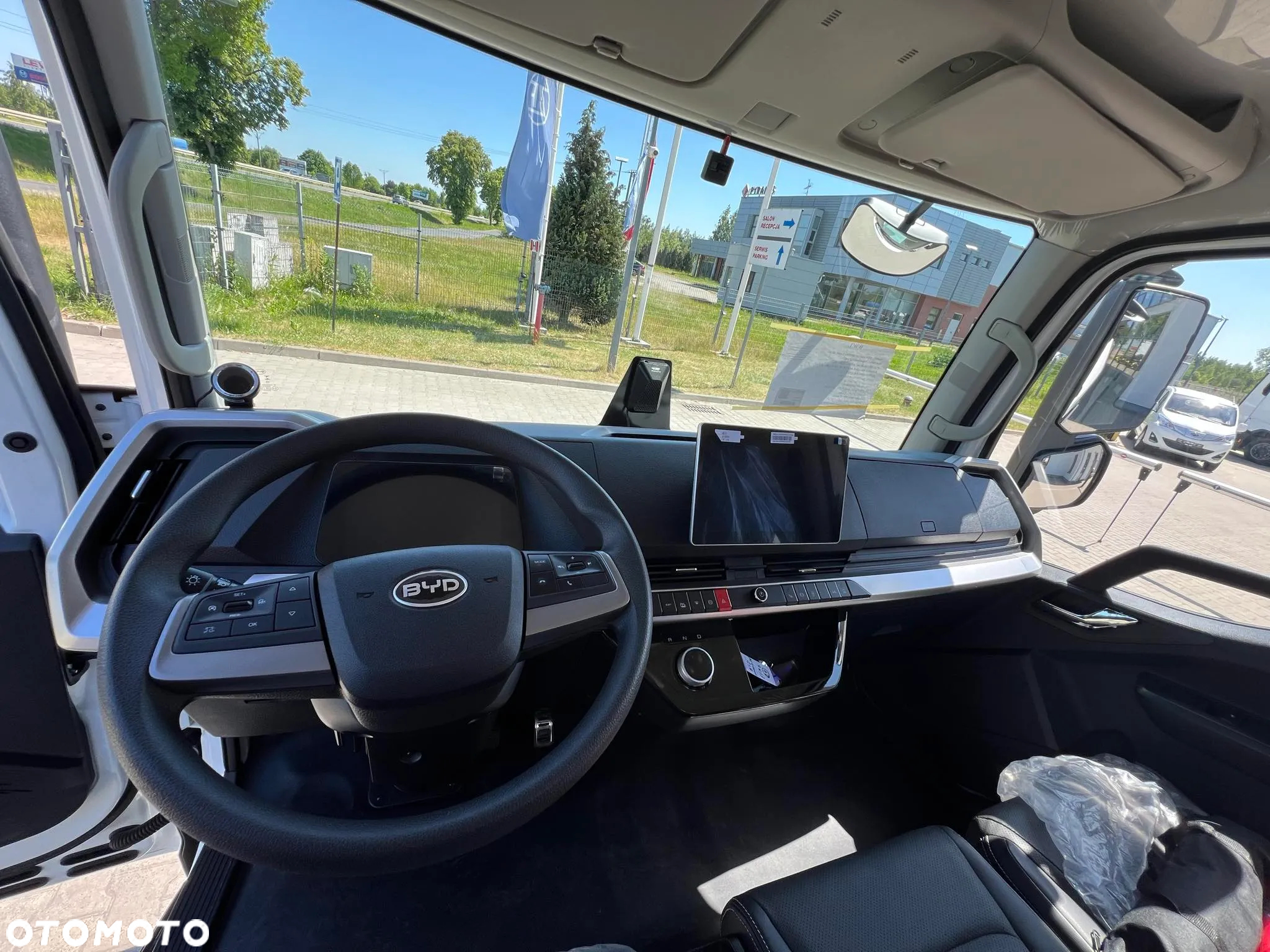 BYD ETM6 - 6