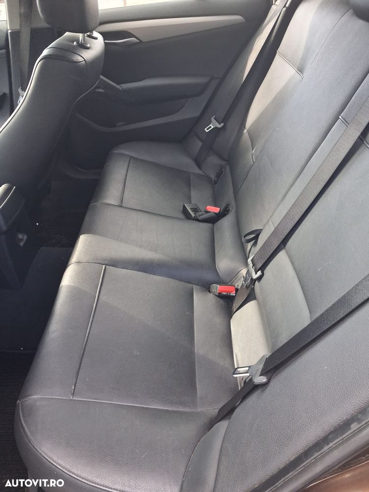 BMW X1 xDrive18d Sport Line - 9