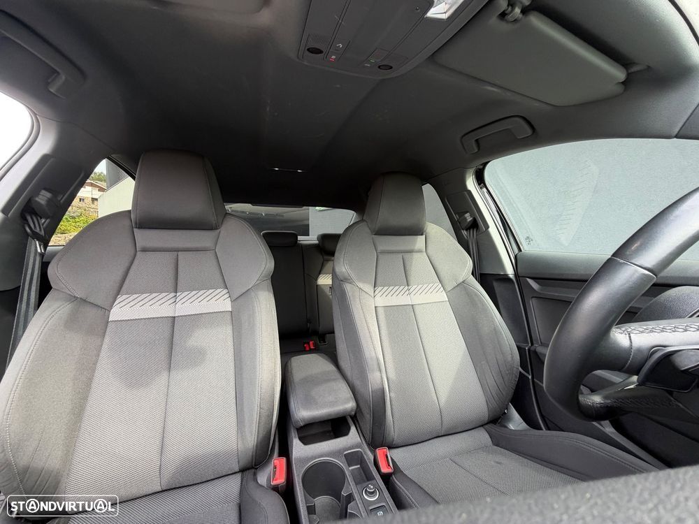Audi A3 Limousine 30 TFSI S line S tronic - 9