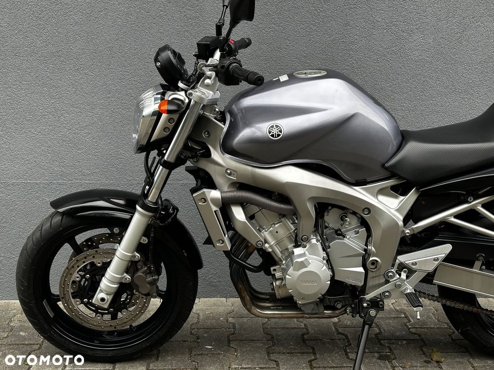 Yamaha FZ6 - 7