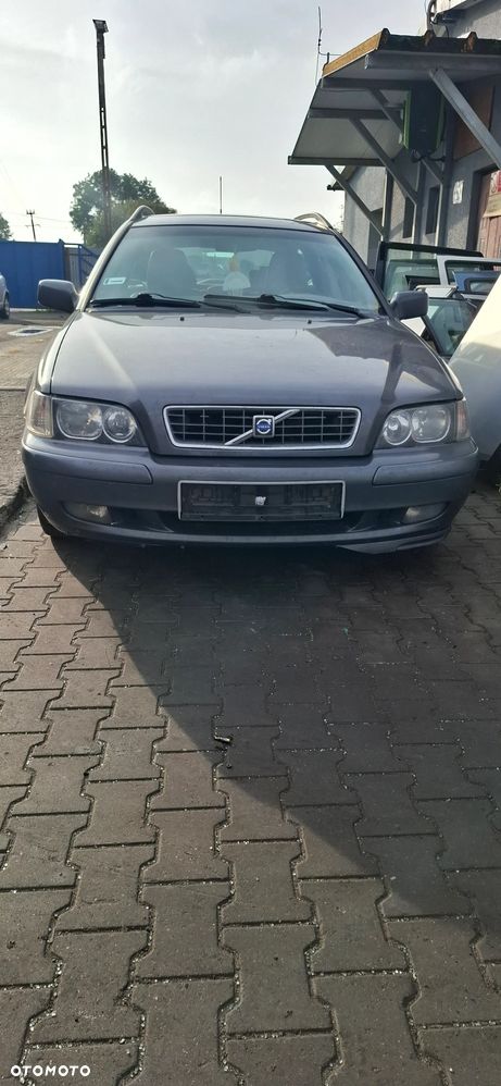 Volvo v40 Kombi na części - 1
