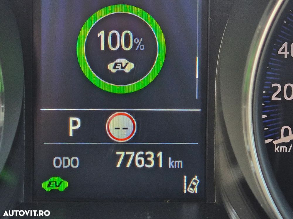 TOYOTA C-HR 2023 — imagine 25