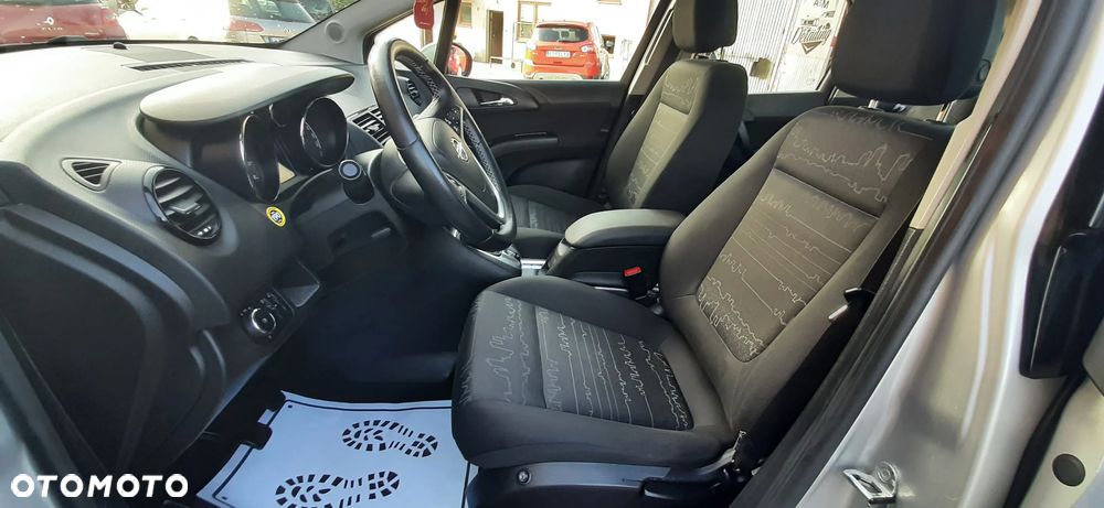 Opel Meriva - 23