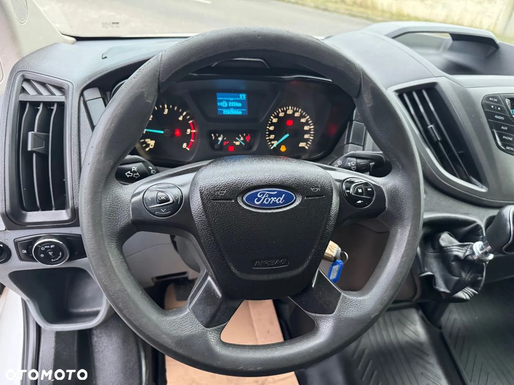 Ford TRANSIT - 9