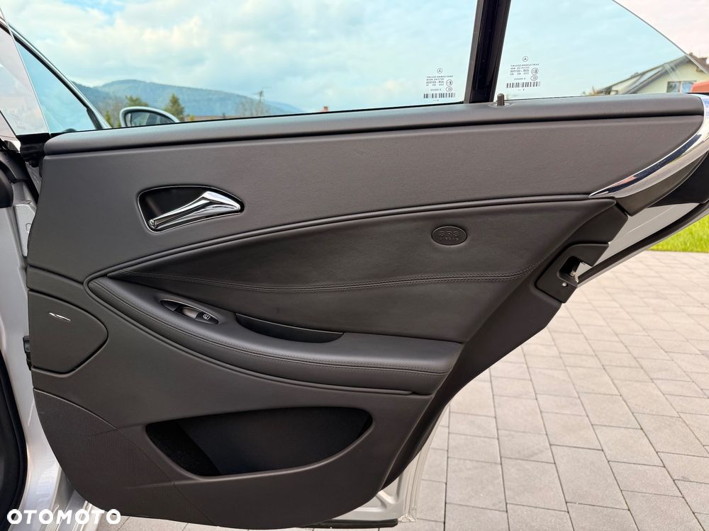 Mercedes-Benz CLS 63 AMG 7G-TRONIC - 11