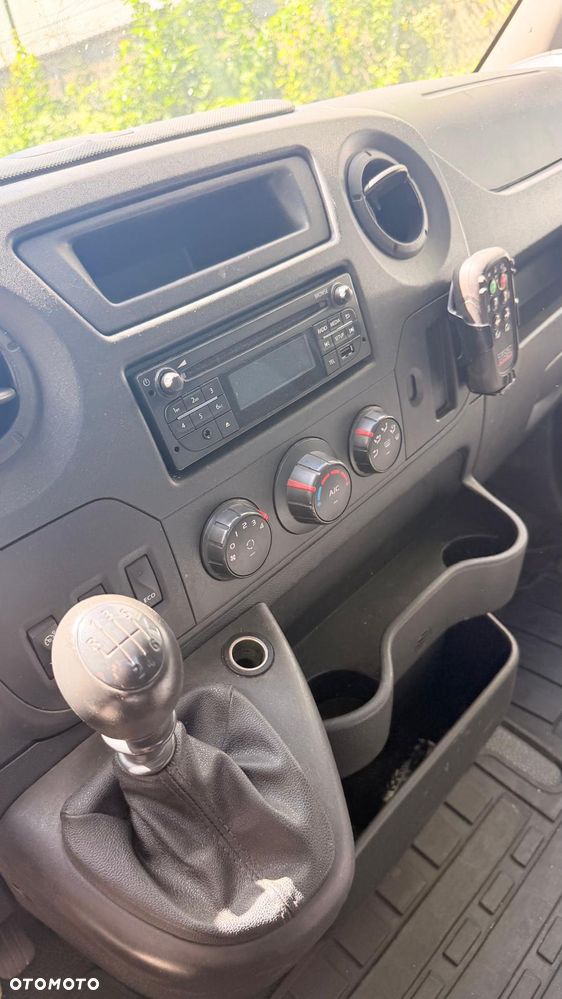 Nissan Nv400 - 31