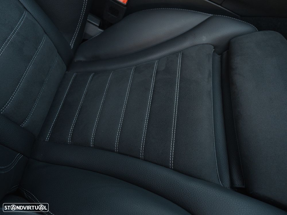 Mercedes-Benz C 300 BlueTEC Hybrid AMG Line - 8