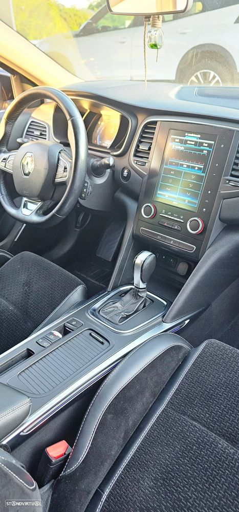 Renault Mégane 1.5 dCi GT Line EDC - 10