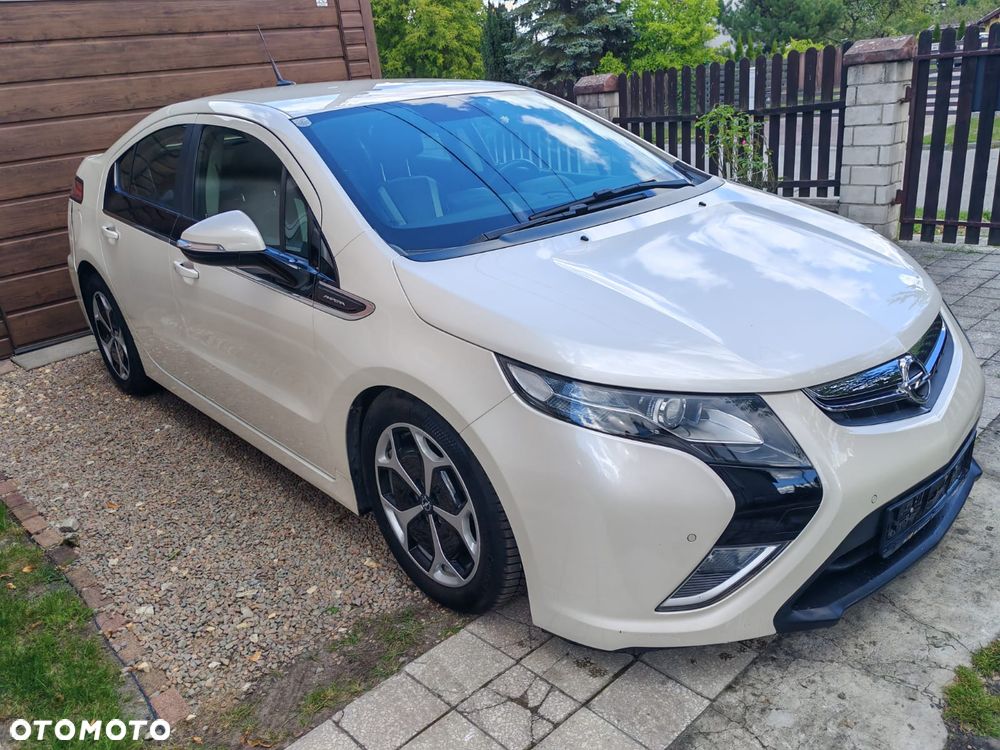Opel Ampera - 4