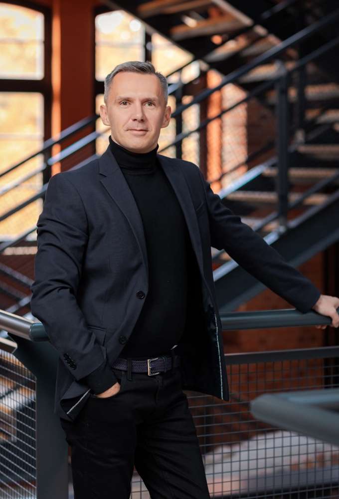 PAWEŁ SUJKOWSKI