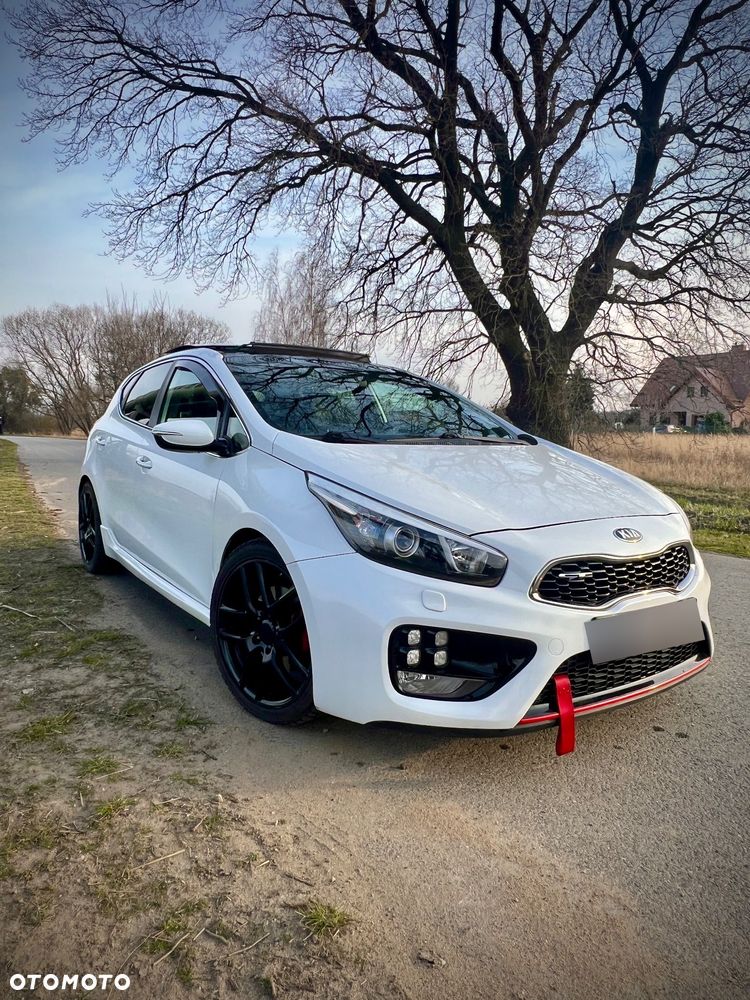 Kia Ceed 1.6 T-GDI GT - 3