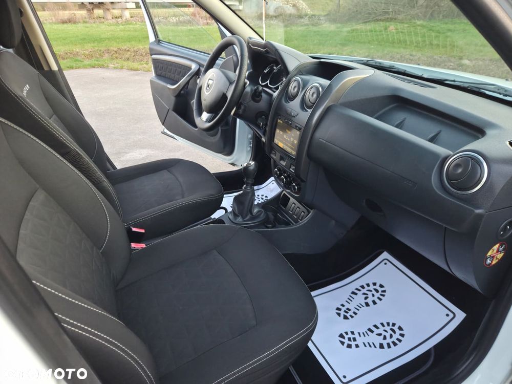 Dacia Duster dCi 90 FAP 4x2 Ambiance - 17