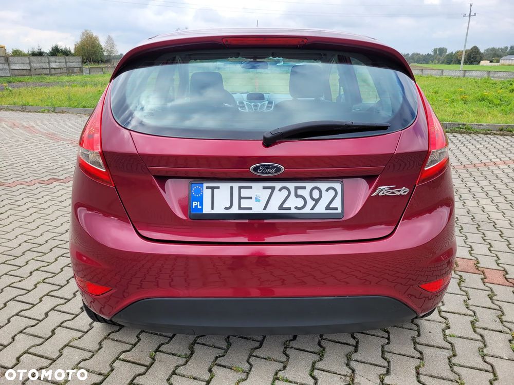 Ford Fiesta 1.25 Silver X - 30