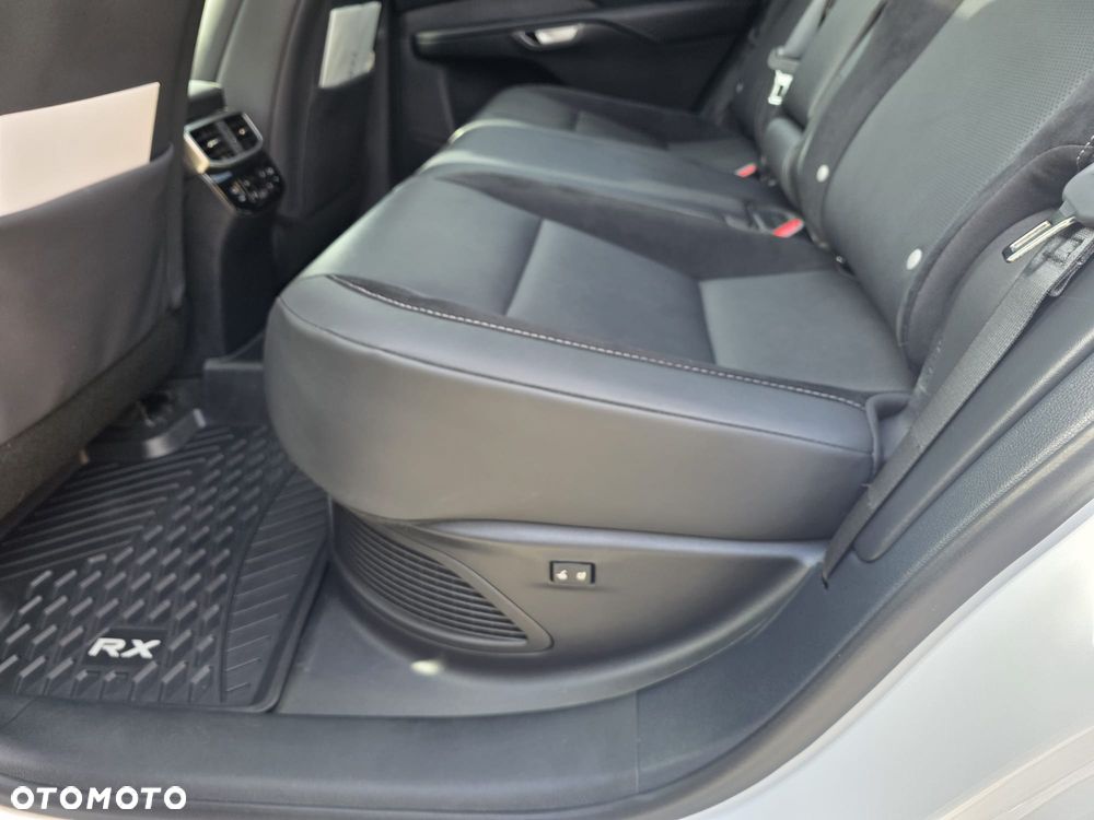 Lexus RX 500h F Sport Edition - 17