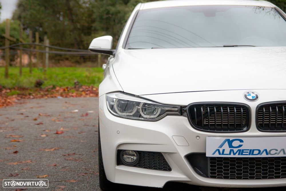 BMW 330 e iPerformance Pack M - 15