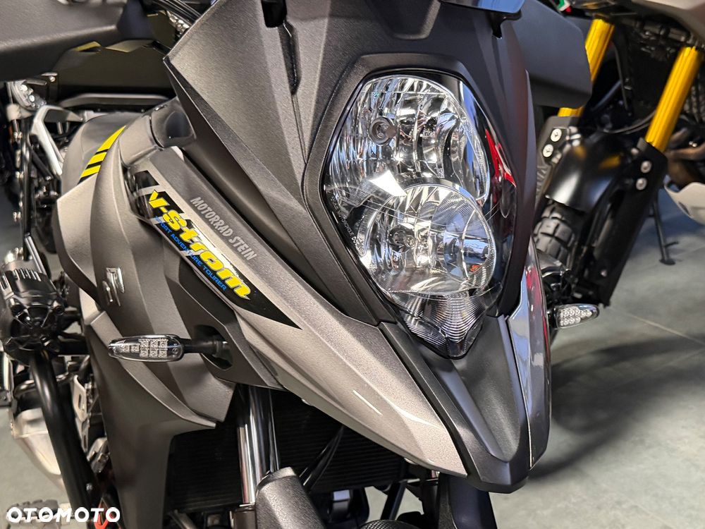 Suzuki V-STROM - 22