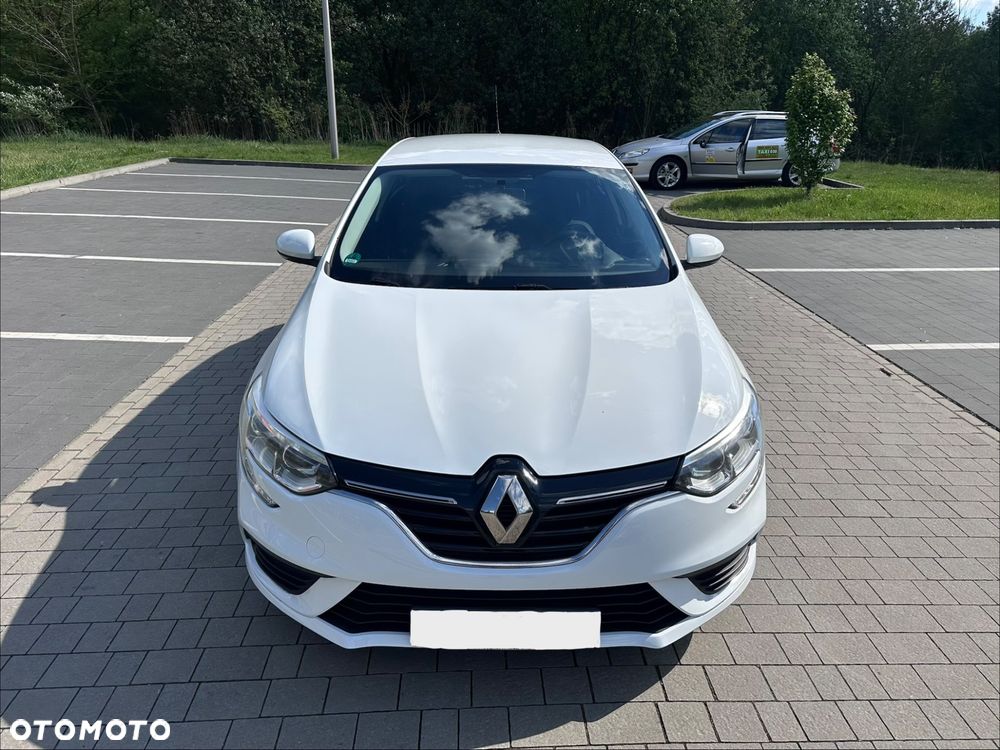 Renault Megane ENERGY TCe 100 LIFE - 13