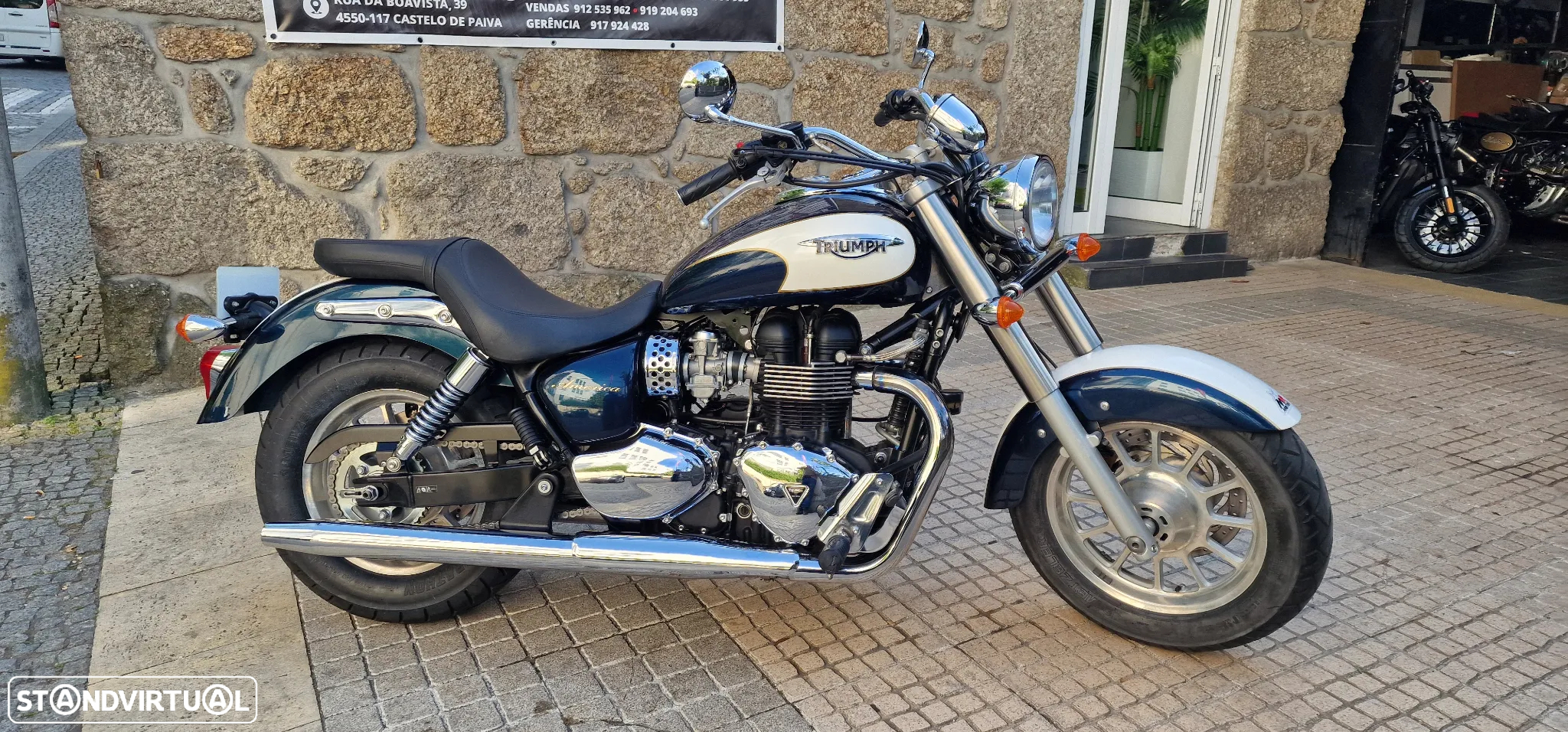 Triumph Bonneville America - 17