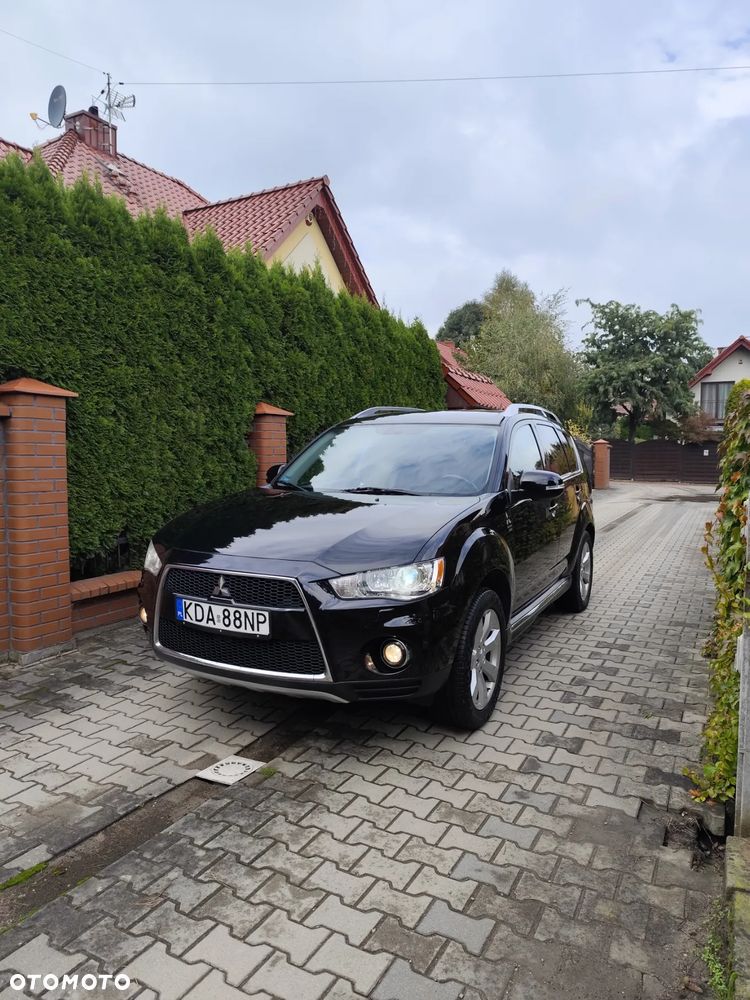 Mitsubishi Outlander 2.0 DID Intense + - 5