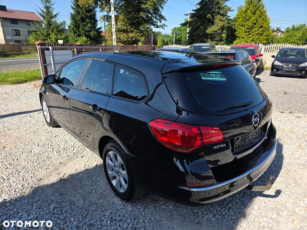 Opel Astra 1.4 Turbo Automatik Style - 2