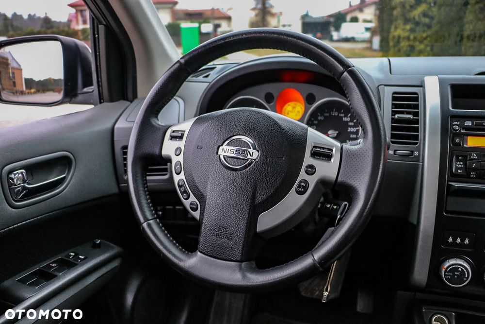 Nissan X-Trail 2.0 dCi LE Platinum - 32