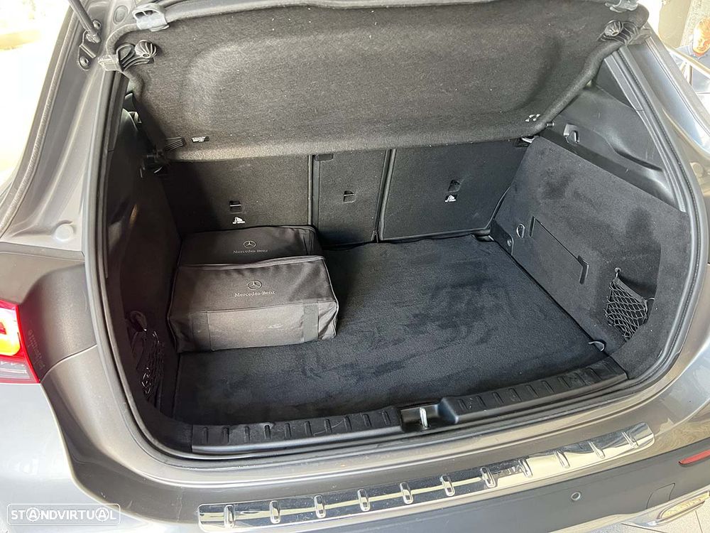 Mercedes-Benz GLA 250 e 8G-DCT Style - 24