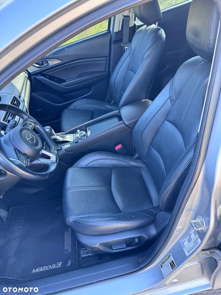 Mazda 3 - 12