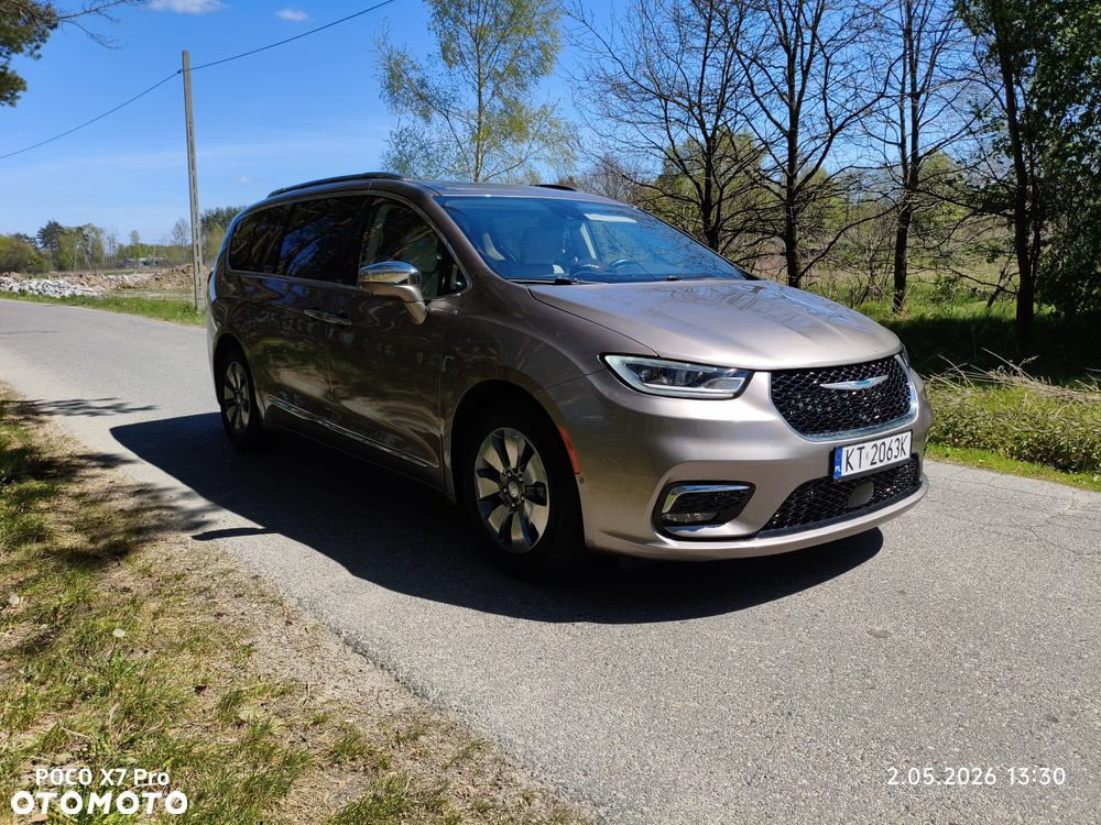 Chrysler Pacifica - 6