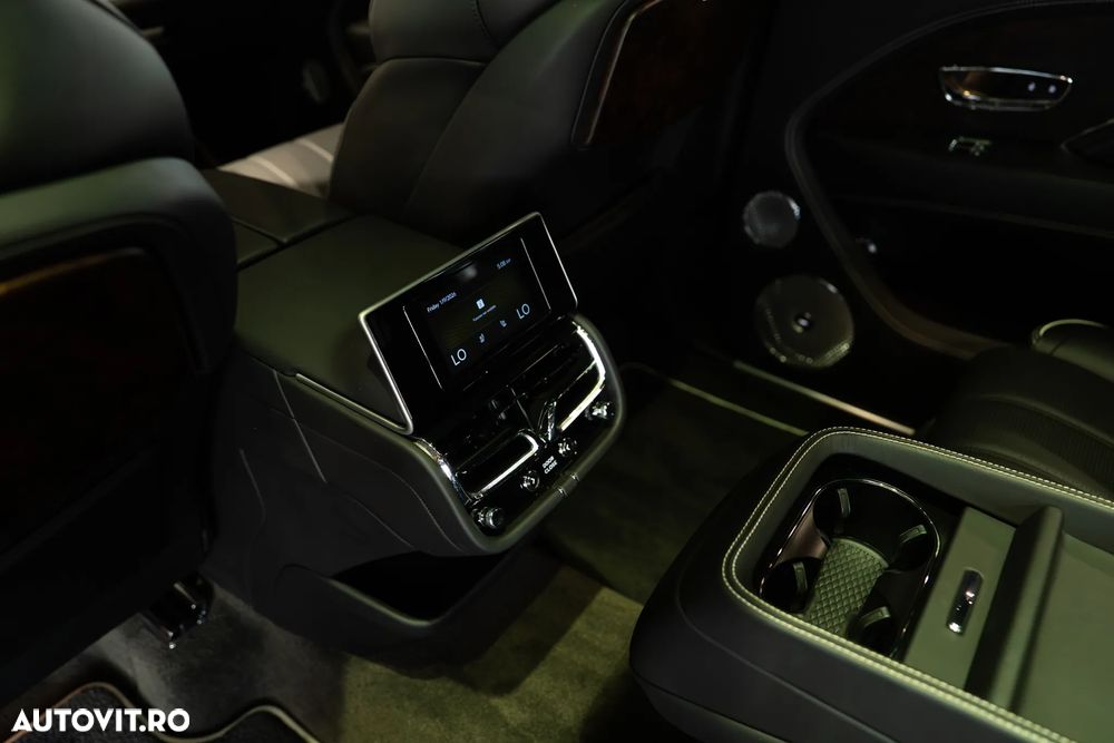 Bentley Bentayga Azure - 20