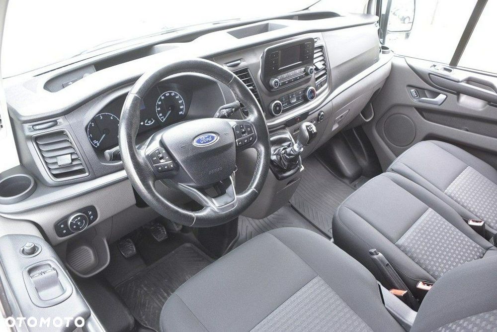 Ford Transit Custom - 11