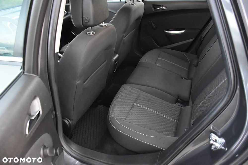 Opel Astra 1.4 Turbo Cosmo - 20