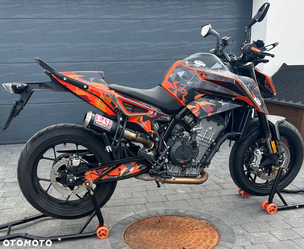 KTM Duke - 4