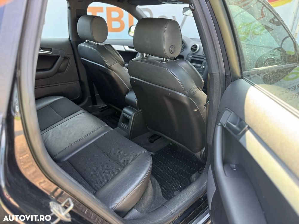 Audi A3 2.0 TDI Sportback DSG Ambiente - 27