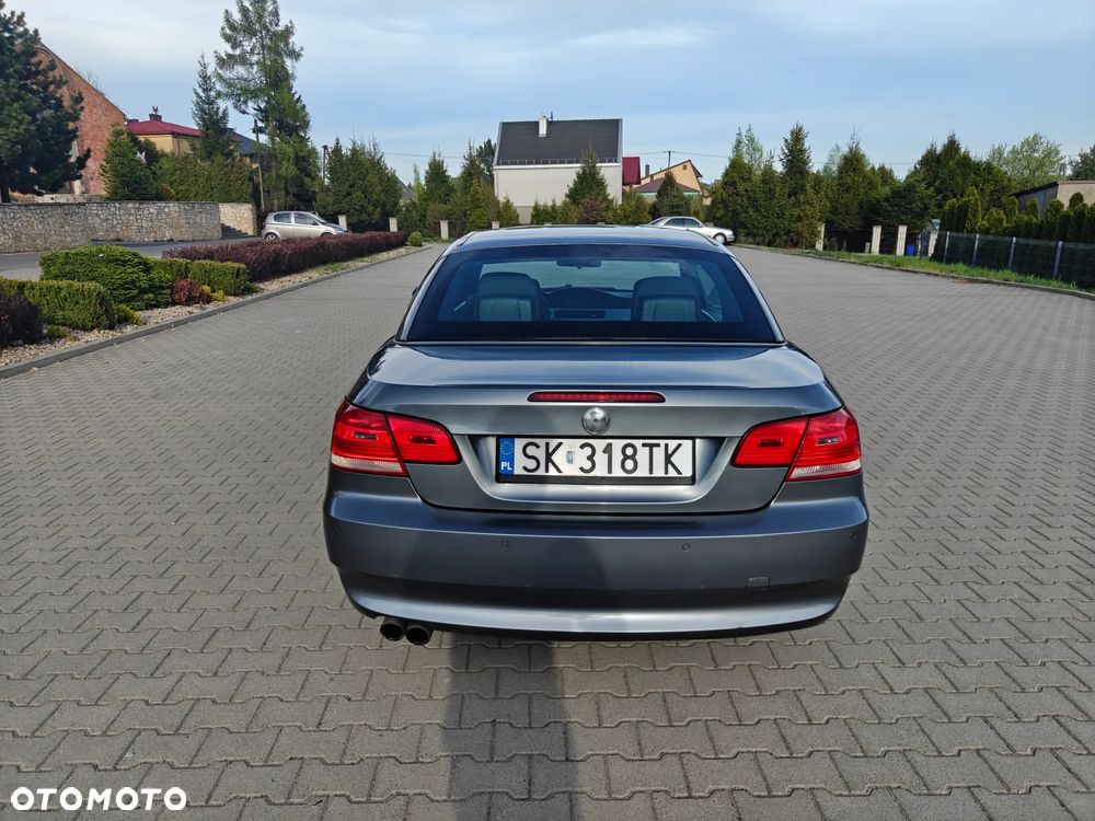BMW Seria 3 330d - 3