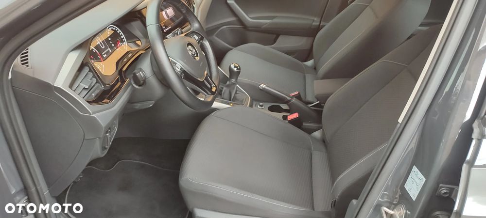 Volkswagen Polo - 13