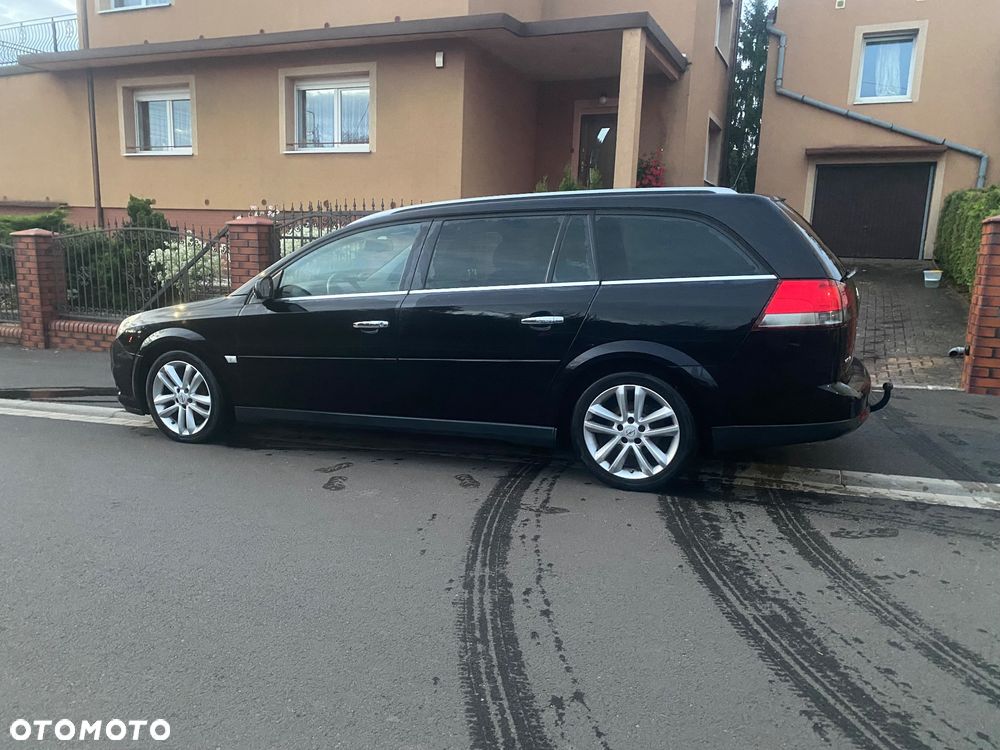 Opel Vectra 1.9 CDTI DPF Business Executive - 17