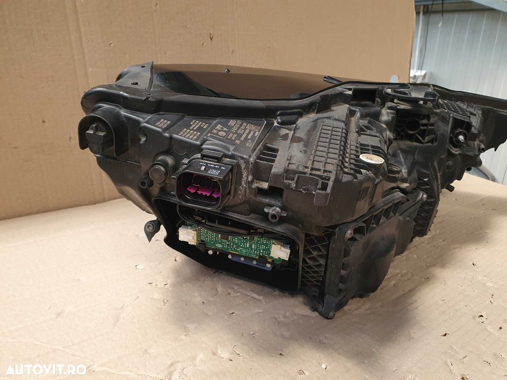 far stanga audi a6 2022 full led - 8