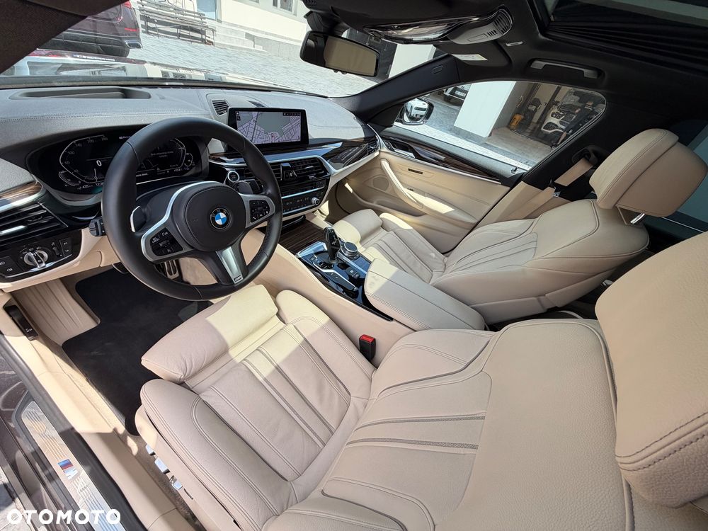 BMW Seria 5 530e iPerformance xDrive - 17
